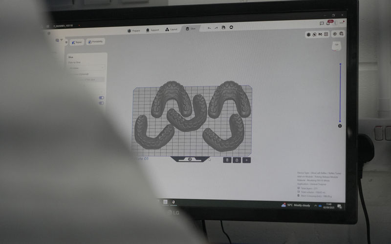 Slicing software on screen